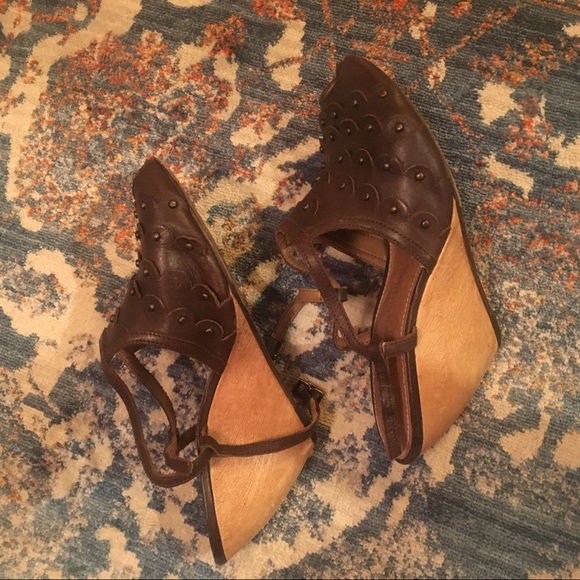 Schuler & Sons for Anthropologie Scalloped Wedges - Picture 3 of 4